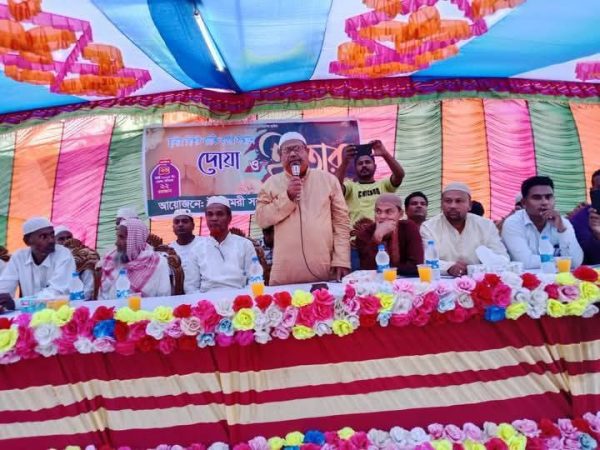 হ্নীলা ইউনিয়নের ৬নং ওয়ার্ডে যুবদল নেতার উদ্যাগে ইফতার মাহফিল