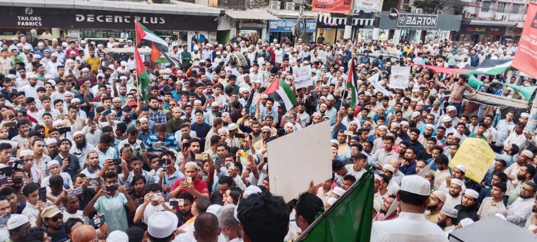 গাজায় ইসরাইলি বর্বরোচিত হামলার প্রতিবাদে জামায়াতের বিক্ষোভ